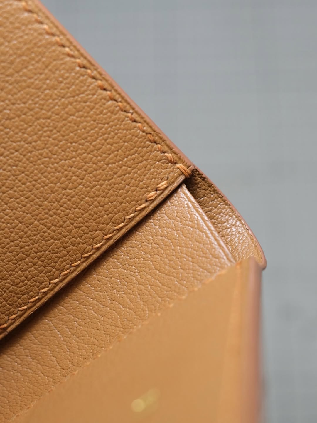 Shell Cordovan Mix Alran Chevre Bifold Wallet - Image 9