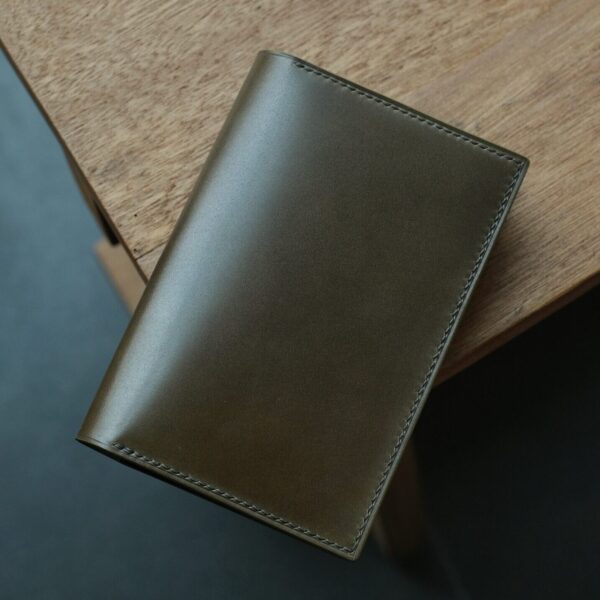 Shell Cordovan Passport Holder