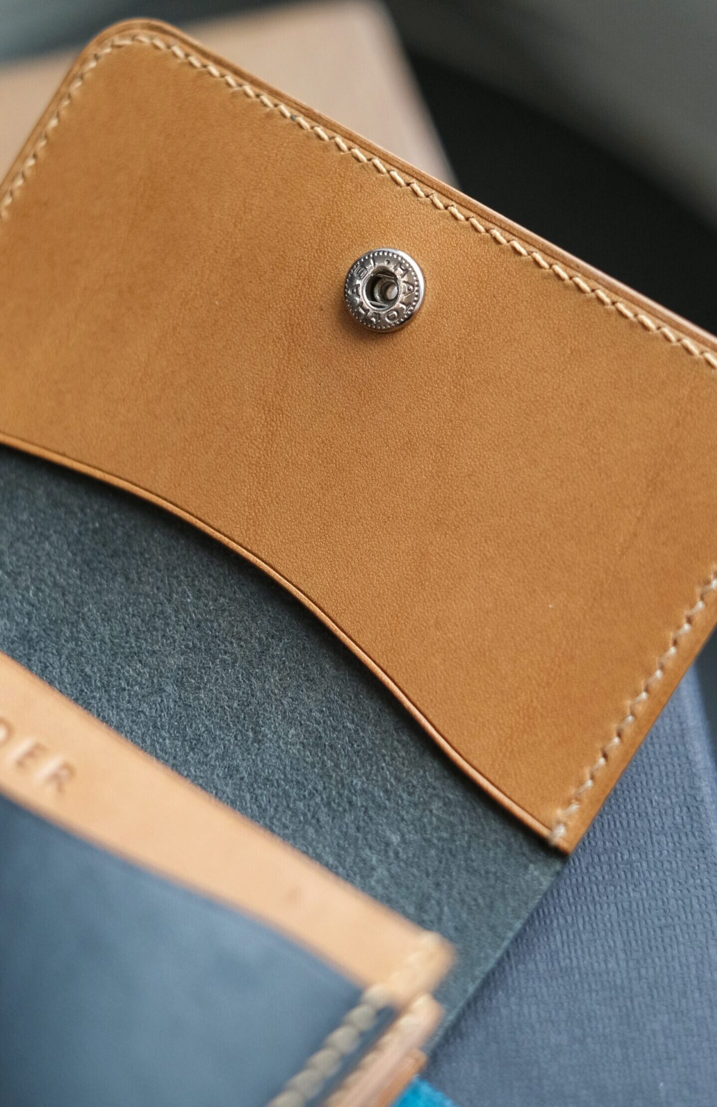 Buttero Business Card Holder - Image 4