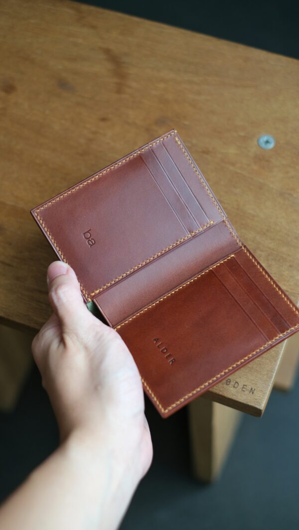 Buttero Vertical Wallet