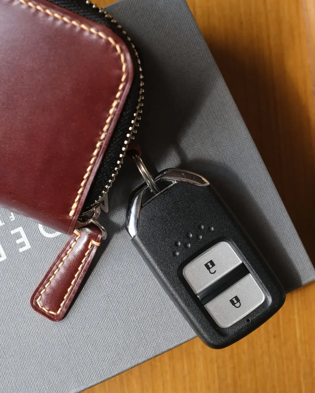 Shell Cordovan Mix Buttero Car Key Holder - Image 4